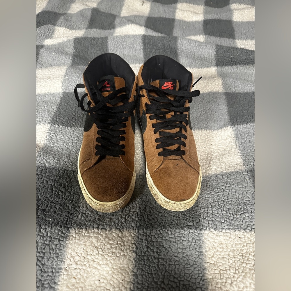 *rare* Nike SB Blazer Mid “British Tan”